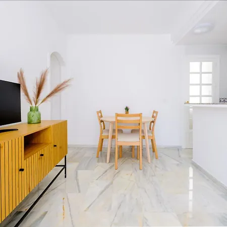 Apartment Duquesa Id44 *
